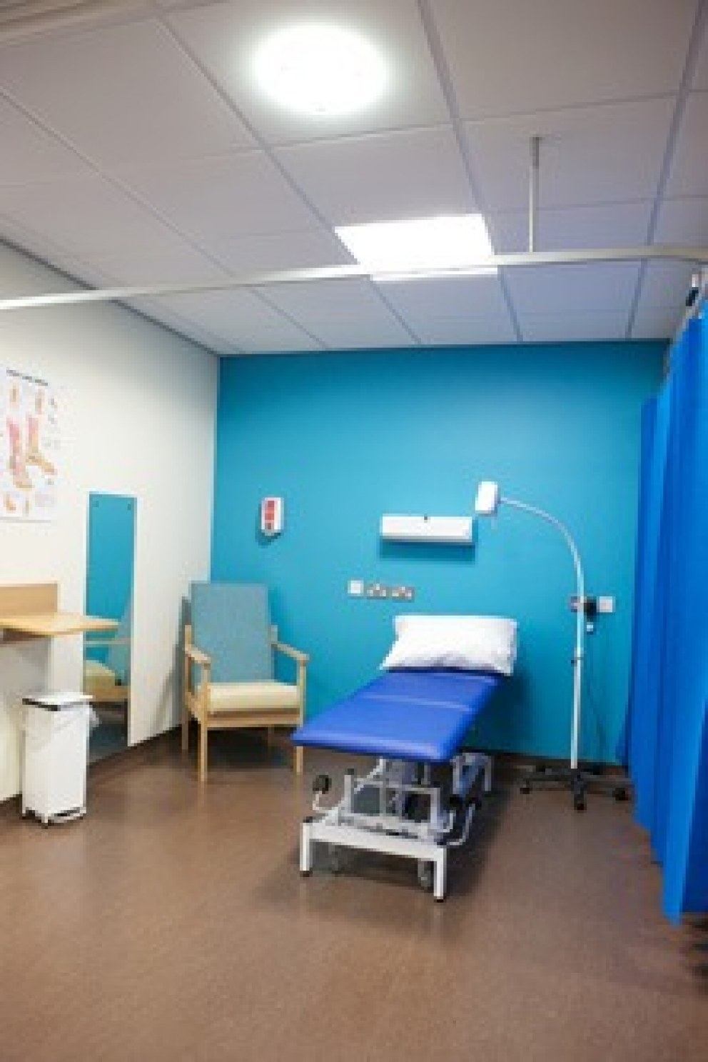 Wrekin Community Clinic NHS  | Treatment Area | Interior Designers